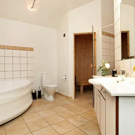 Three-bedroom Holiday In 5 * Egernsund